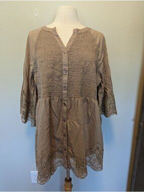 Alessa W Womens Lace-Trim Tunic Top Size 14 Button-Front Design With 3/4 Sleeves
